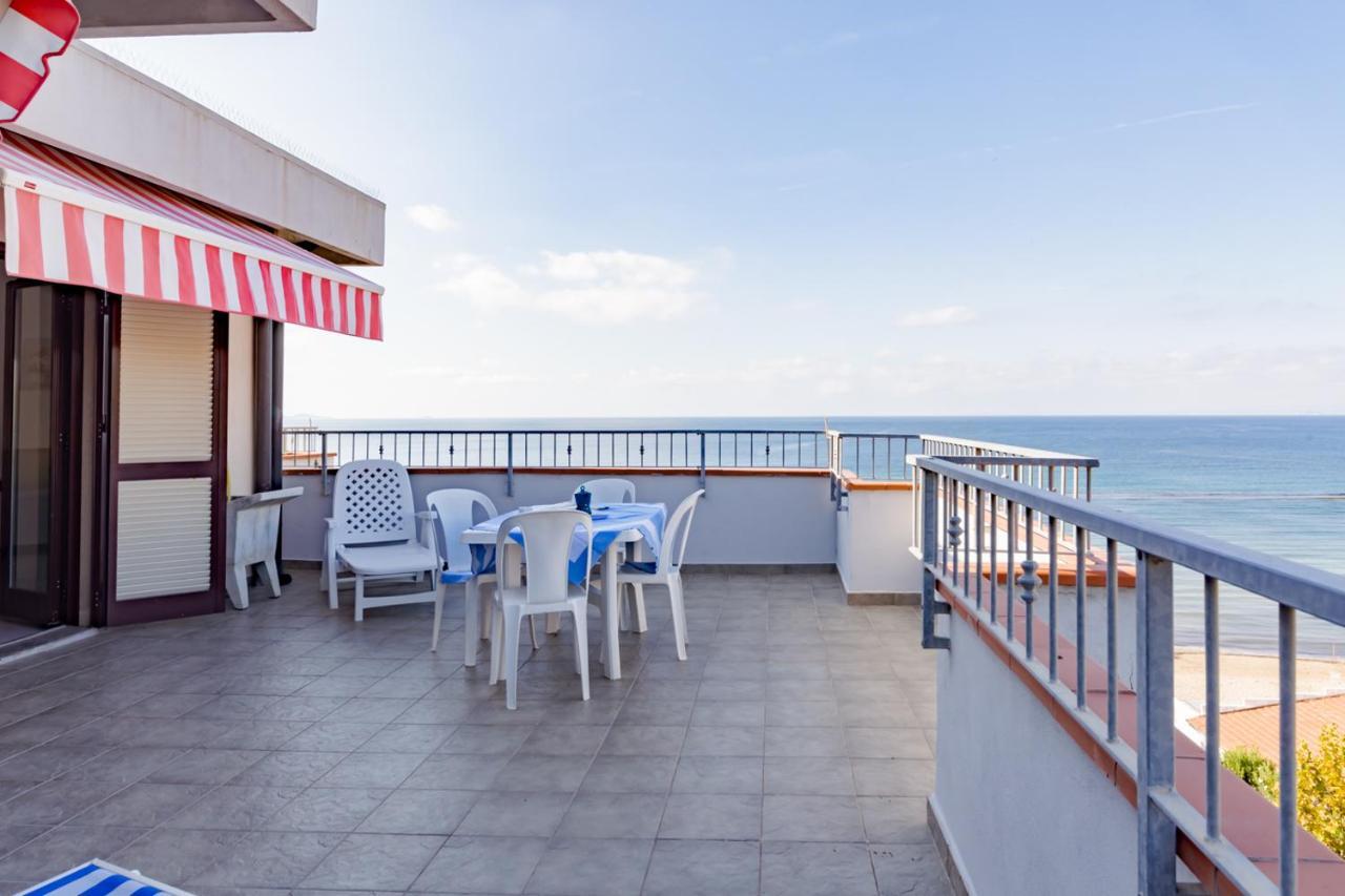 Le Terrazze Villa Follonica Exterior photo
